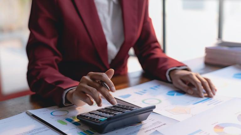 Business owner exploring Xero reports beyond the standard dashboard